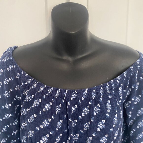 Aeropostale Blue Printed Off the Shoulder Crop Top For Summer Size Medium - Picture 3 of 6